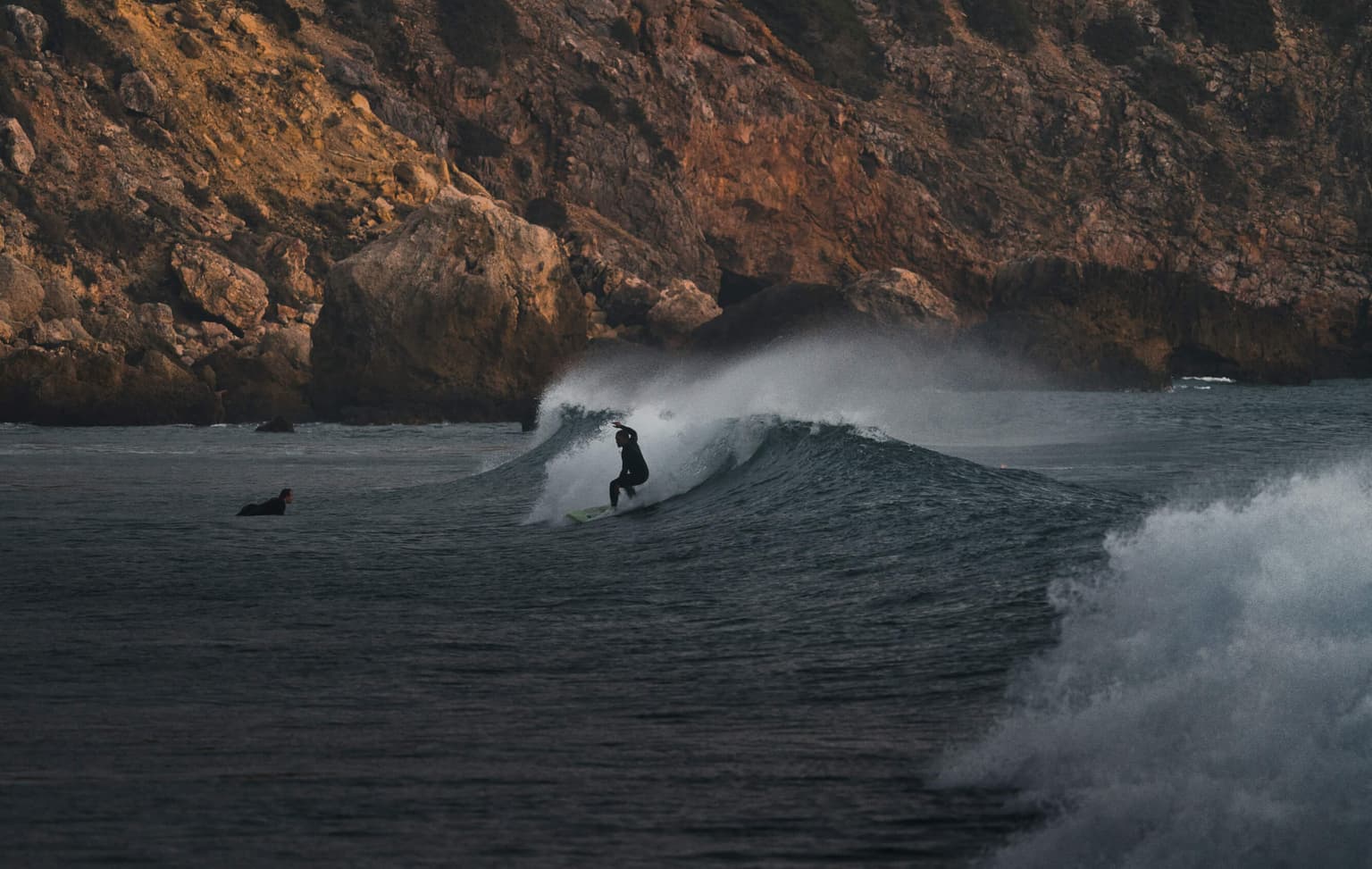 bg image https://cebytb37gqewrsv4.public.blob.vercel-storage.com/Portugal%20Header%20-%20Algarve%20-%203-ERIr62rISD8CL0PekjHPza0HYuPRh7.jpg