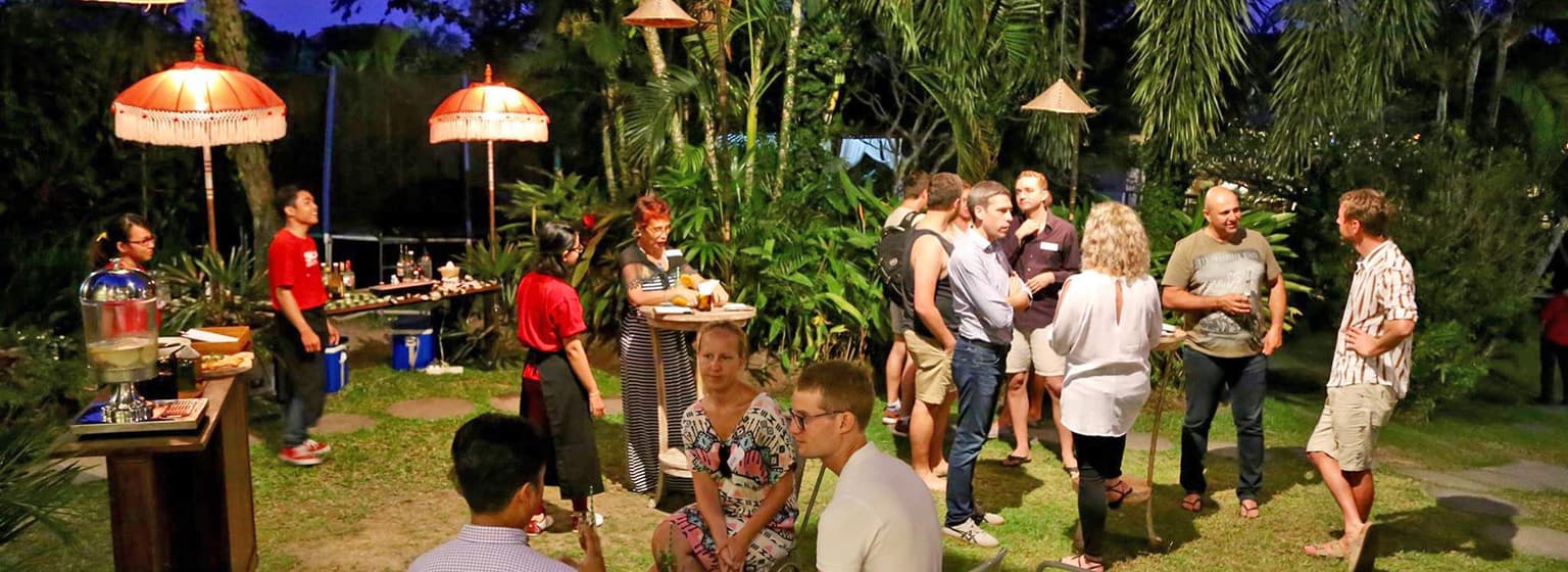 bg image https://cebytb37gqewrsv4.public.blob.vercel-storage.com/bali-internship-indonesia-18800-bGtcghHiW6ZHQZAWnXqktUyEhg0TB7.jpg